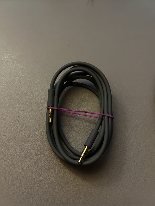 Solo beats 4 como novo