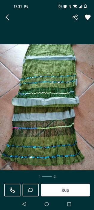 Lekki szalik, apaszka, marszczony materiał, w kolorze zieleni.