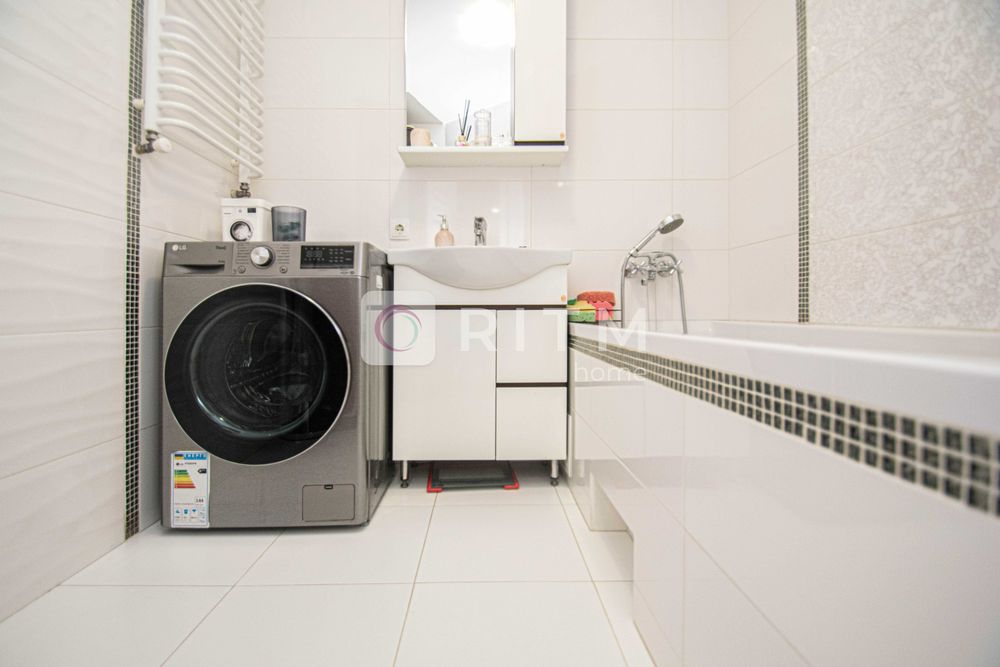 Продається чудова 2 кімнатна квартира у районі Дружба