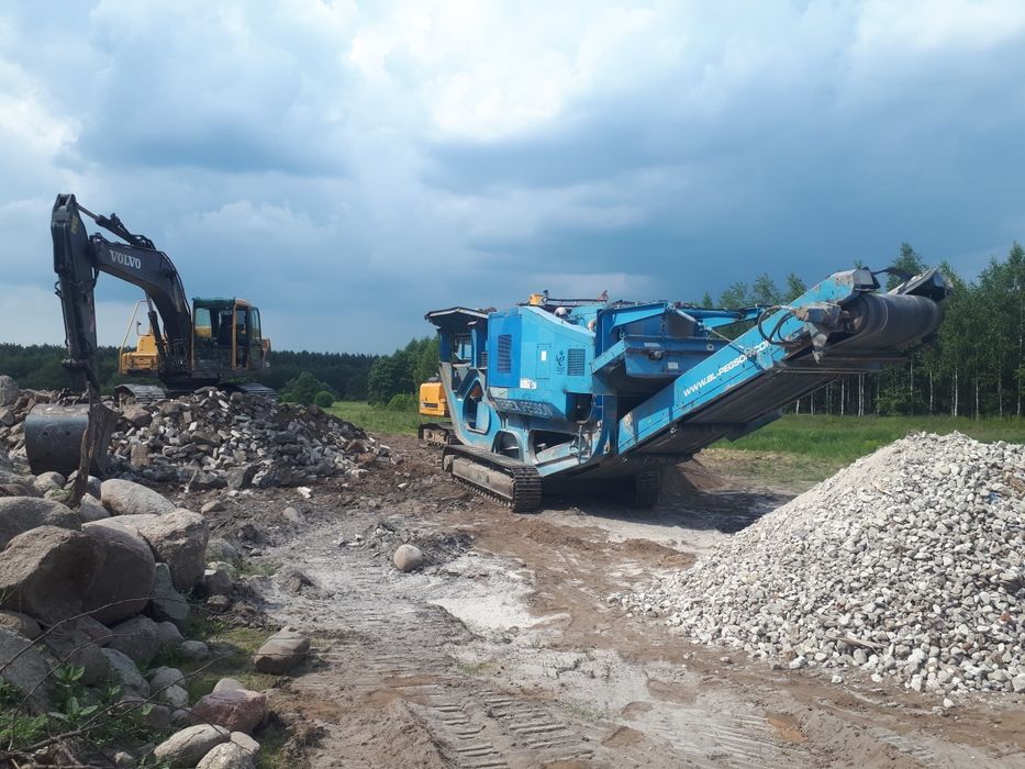 Wykopy Stawów wykopy pod obory.