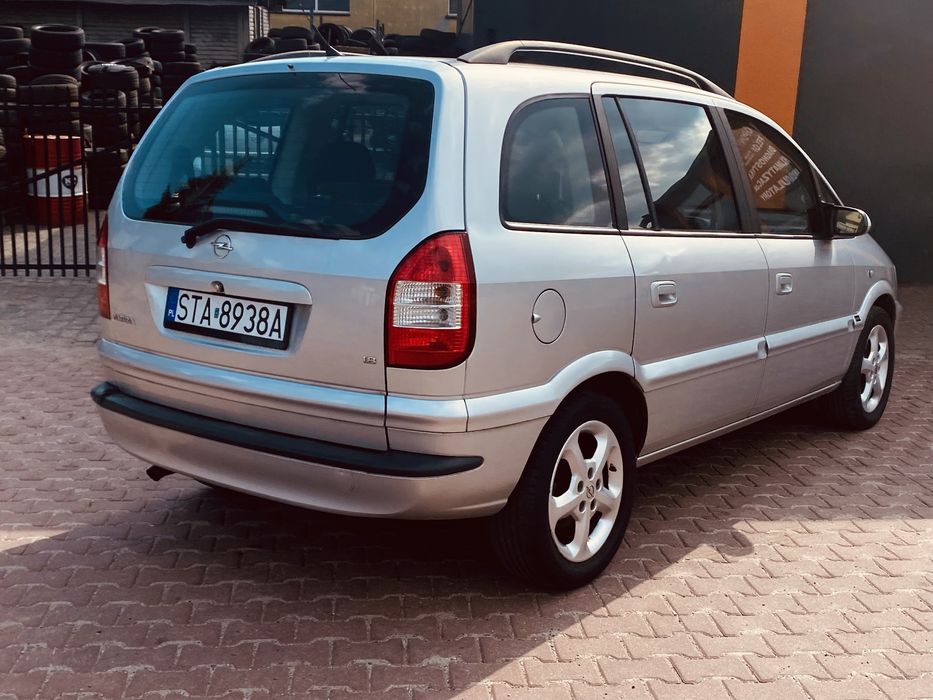 sprzedam opla zafirę rok 2005 1,8 benzyna 7-osob