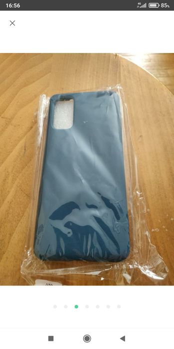 Чехлы на телефоны