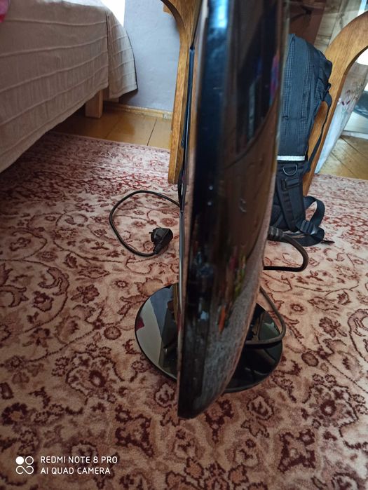 Sprzedam monitor z wbudowanym tv