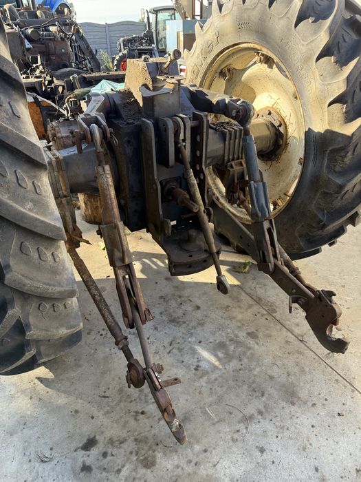 Konsola zaczep tylny Renault Ramie odciąg podnośnik