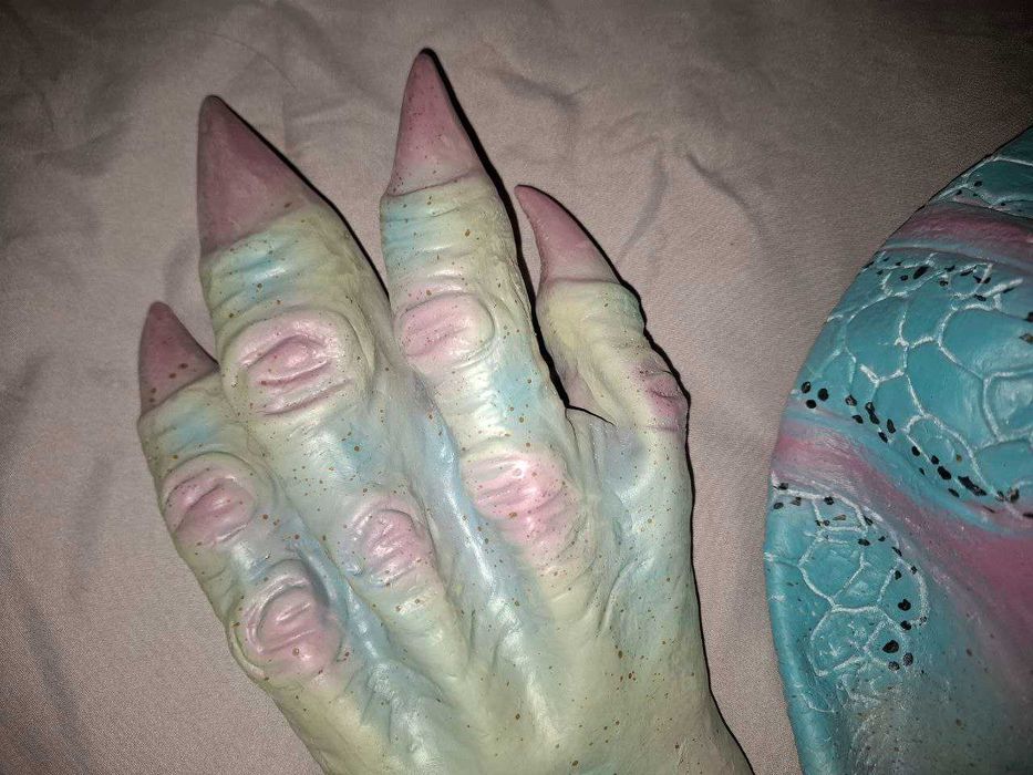 Маска та рукавички інопланетянина на Хелловін