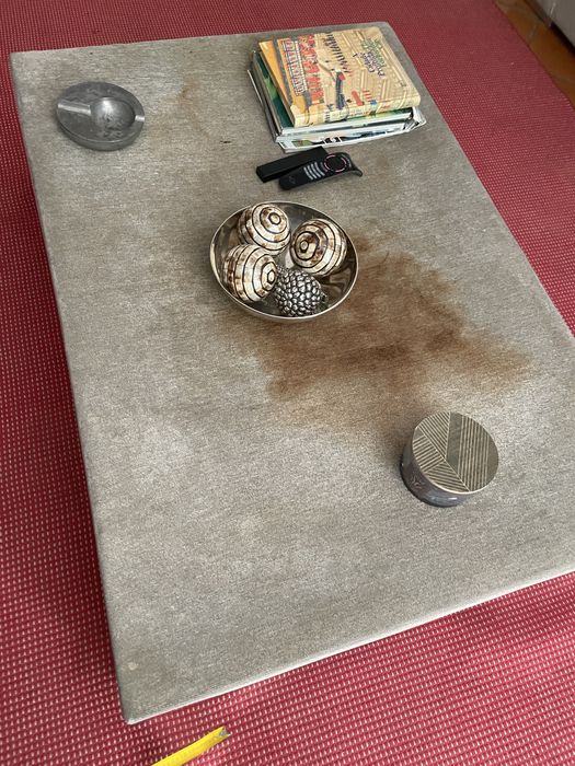 Conjunto 2 sofas + mesa de centro