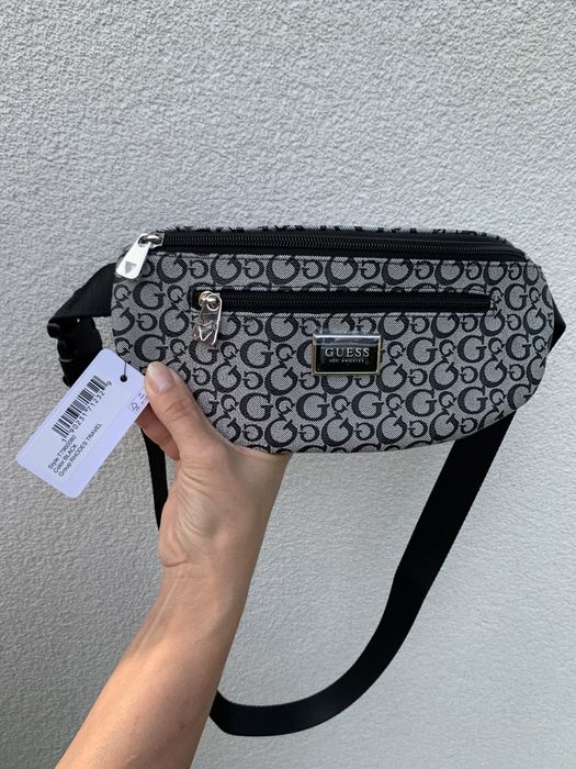 Сумочка Guess