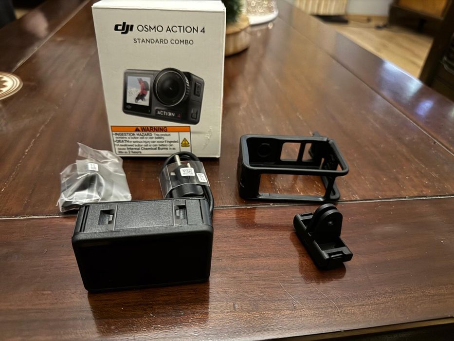 DJI Osmo Action 4 Pack Standard