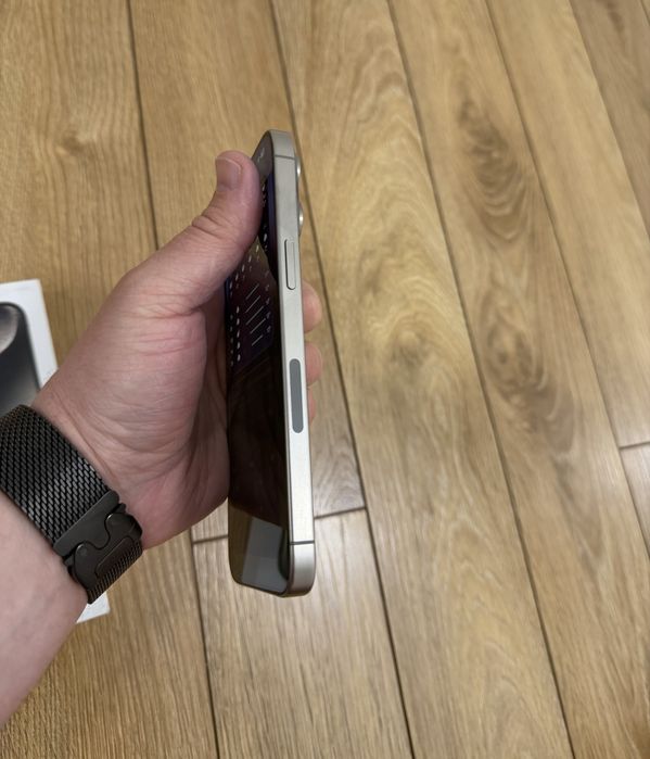 Iphone 15 pro max(акб 87%)