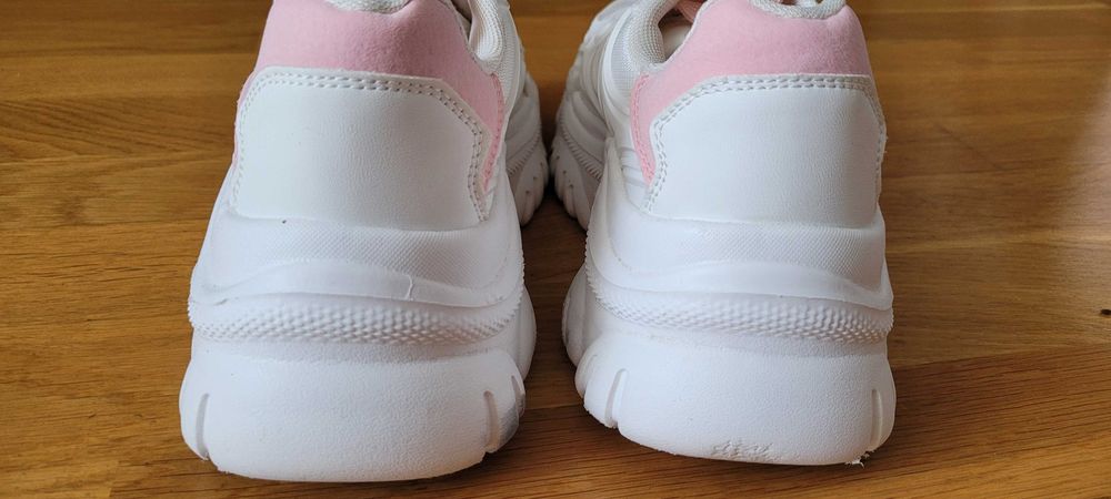Buty sportowe białe 37 DeeZee