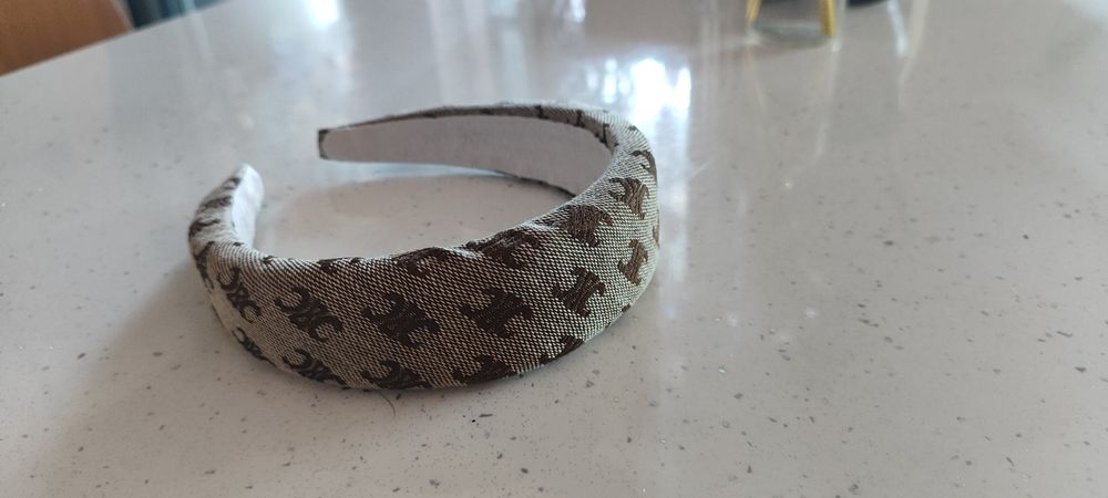 Hit opaska logo na włosy głowę