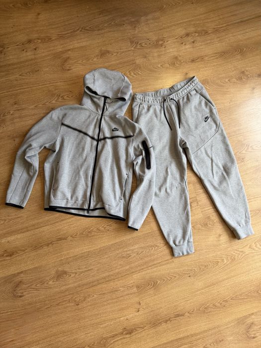 Жіночий спортивний костюм Nike Tech Fleece (size L)