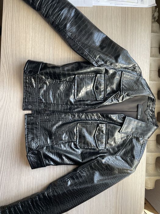 3 куртки XS за 2500 грн