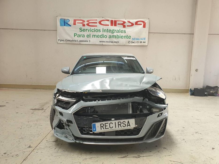 Câmera De Visualização Frontal Audi A1 Sportback Gba