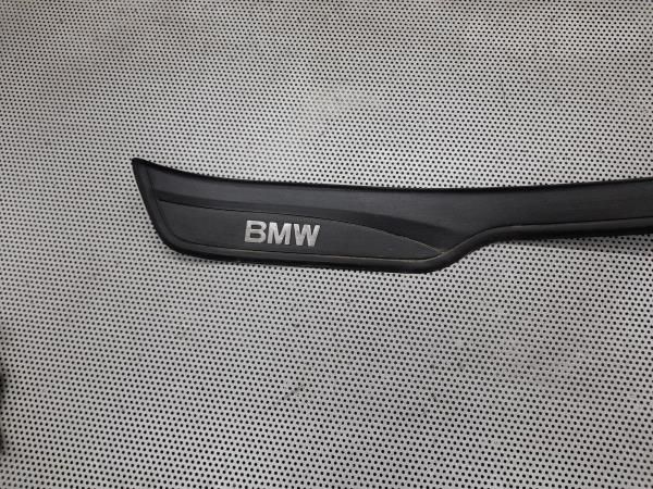 Rodapé / soleira porta frente direita BMW 3 Touring (E91)