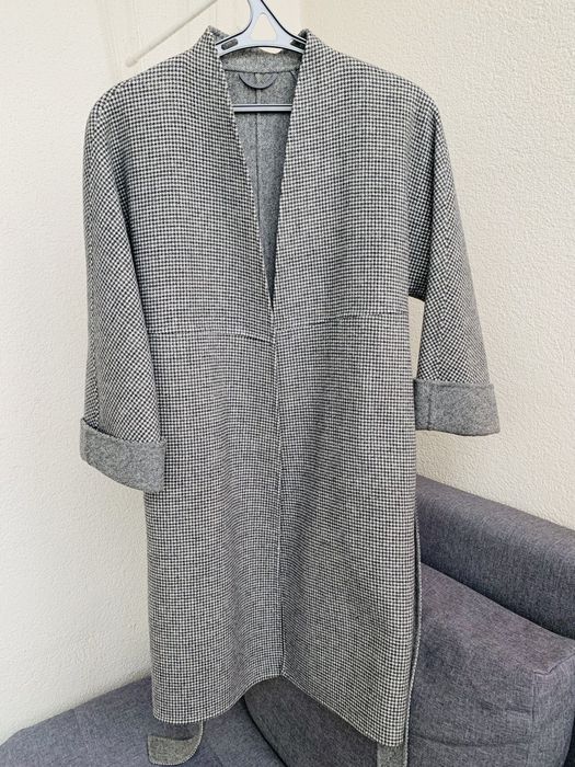 Продам пальто. Состояние нового. Шерсть ламы.