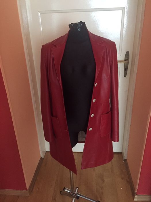 Płaszcz skórzany czerwony 42