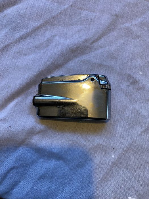 Isqueiros ronson e zippo