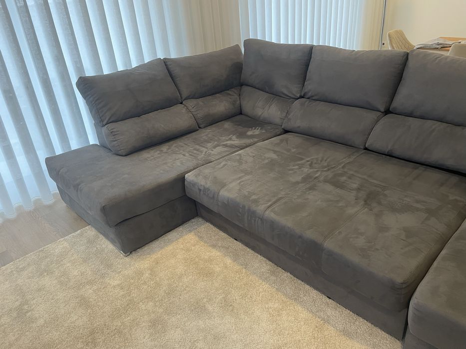 Sofá com curva e chaise long