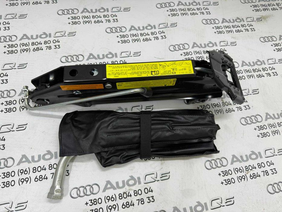 Домкрат  в комплекті Audi Кью кю q5 Q5 2008-2017 8R0011031E