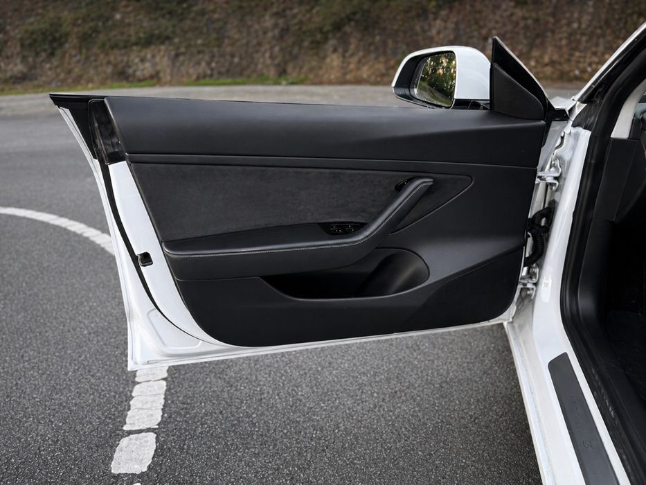 Tesla model 3 standard range RWD