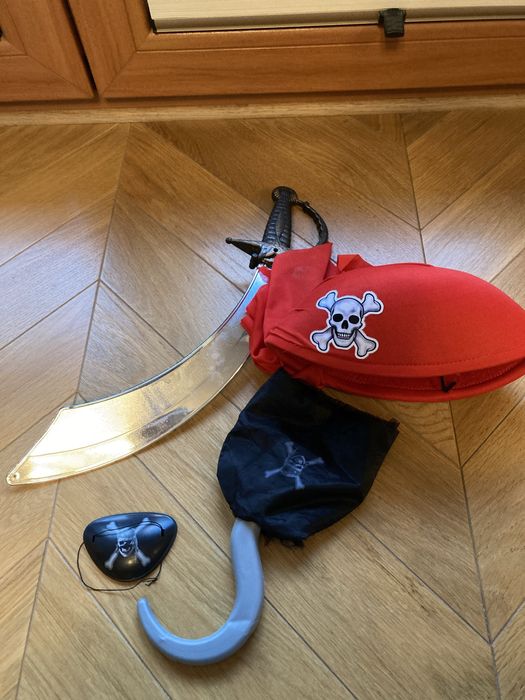 Piraci z Karaibów strój, przebranie na karnawał dla dziecka