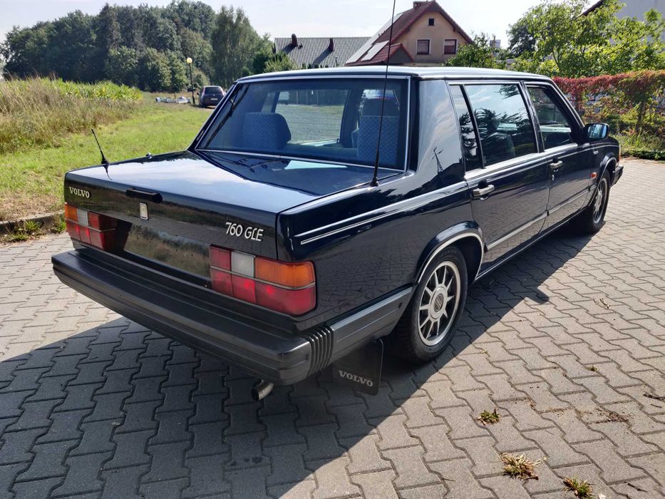 Volvo 760 GLE  "halblang"