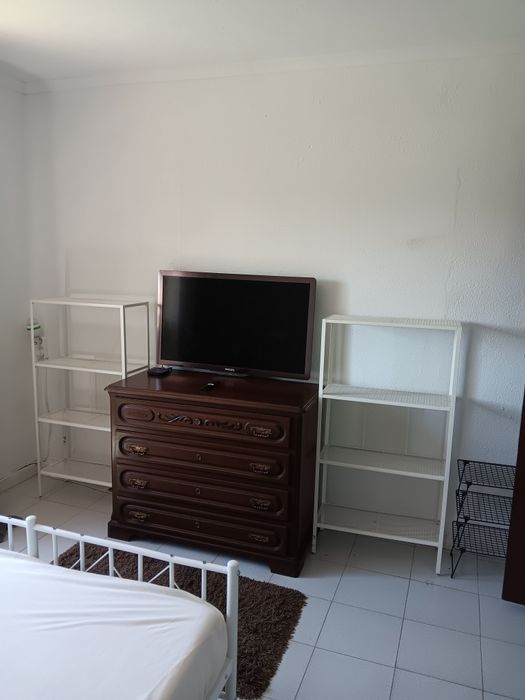 Quarto para arrendar