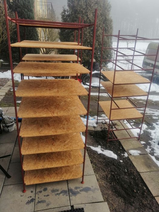 Regał metalowy wysoki