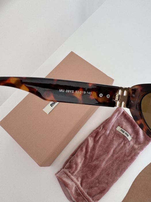 Oculos de sol MiuMiu