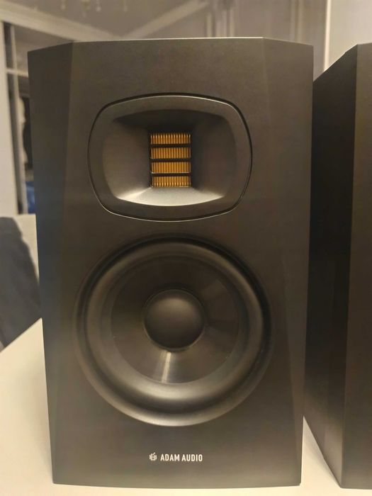Okazja! Jak nowe monitory studyjne Adam Audio T5V