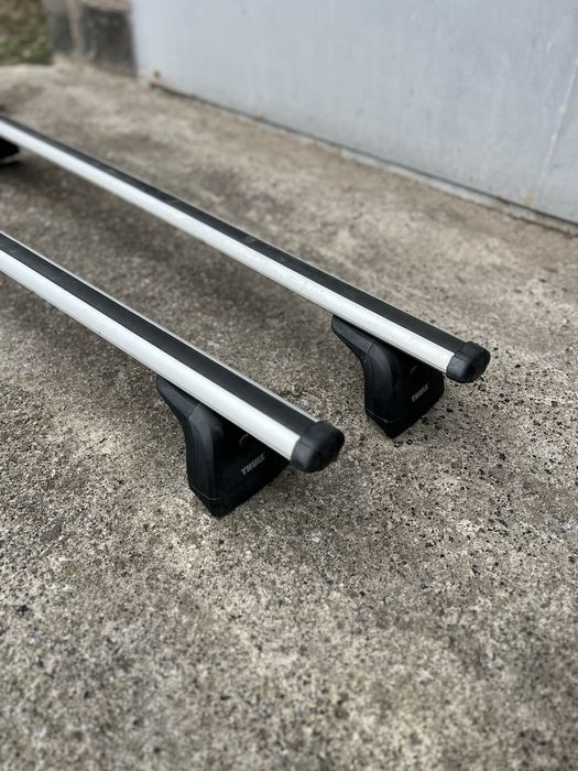 Thule AeroBar 861+ Thule Rapid 751