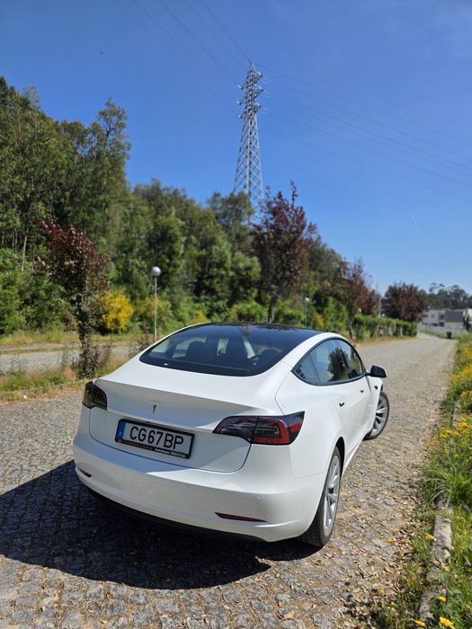 Tesla Model 3 Standard Range IVA dedutível