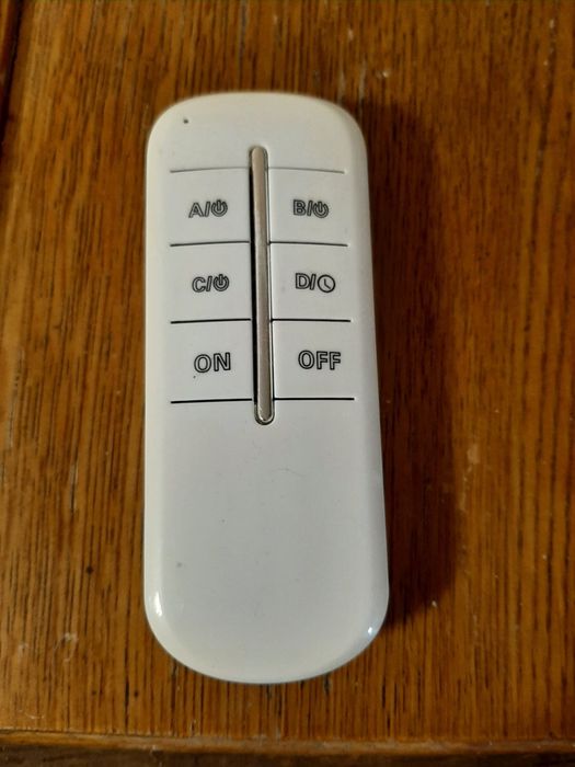 Продам люстру со светодиодной подсветкой