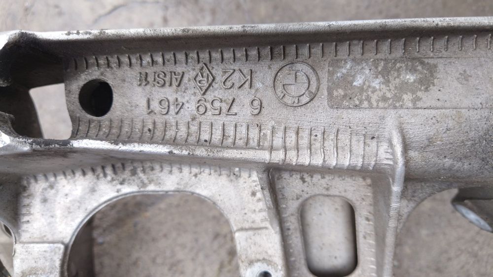 Bmw e60 e61 sanki belka wozek przod