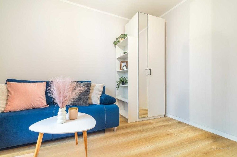 --> Pokój 1os. - pl. Legionów - ścisłe centrum! < --