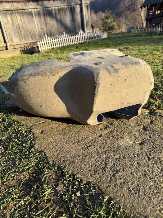 Підкрильник для Audi 80 B4