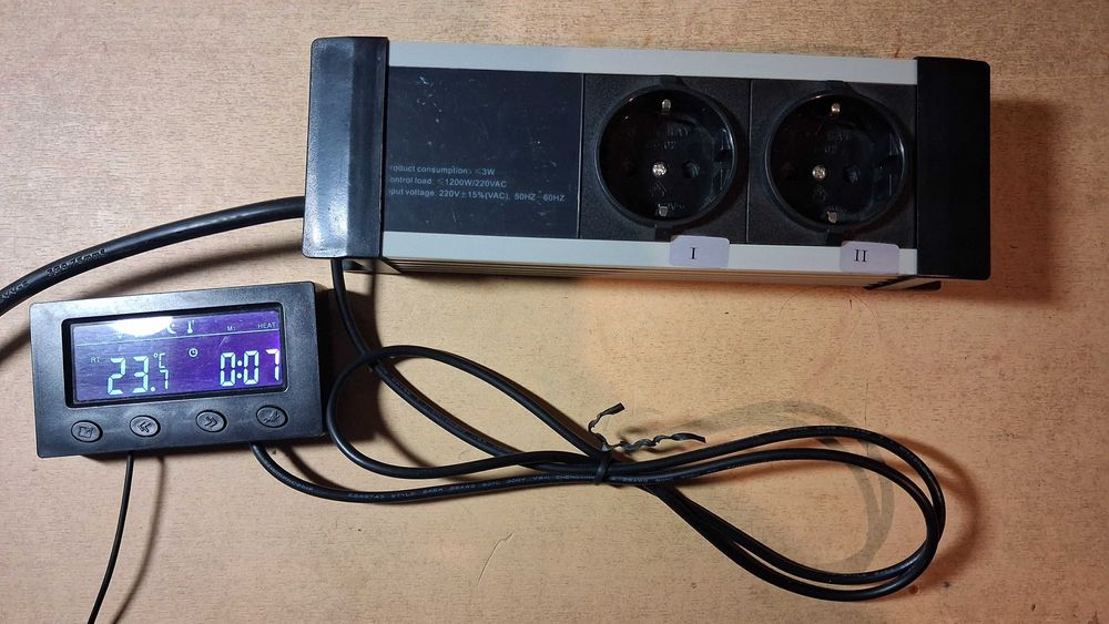 Zestaw do terrarium – termostaty, promiennik, akcesoria grzewcze