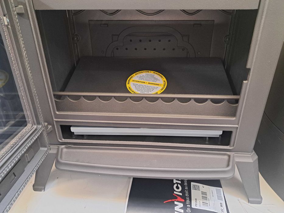 Kominek Piec żeliwny Invicta Alma 12 KW Siena