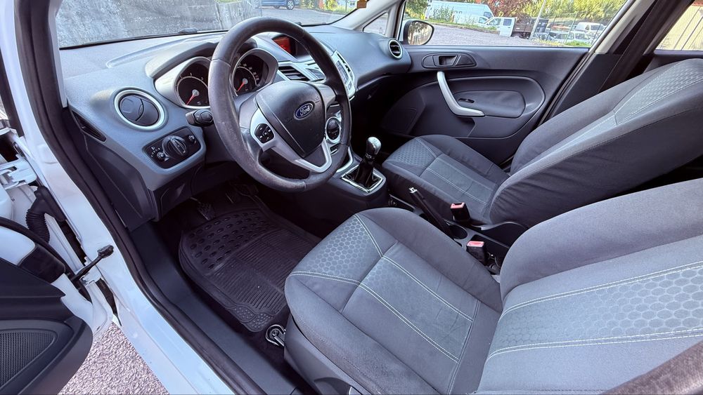 Ford Fiesta 2009 - Muito Conservado
