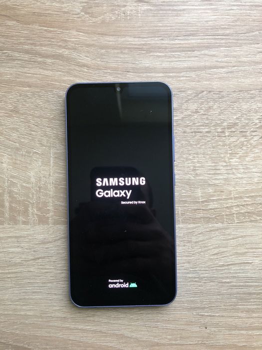 Samsung a346 з коробкою і чехлом 6/128