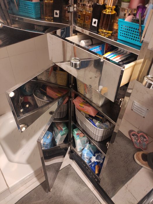 Armário de casa de banho em inox