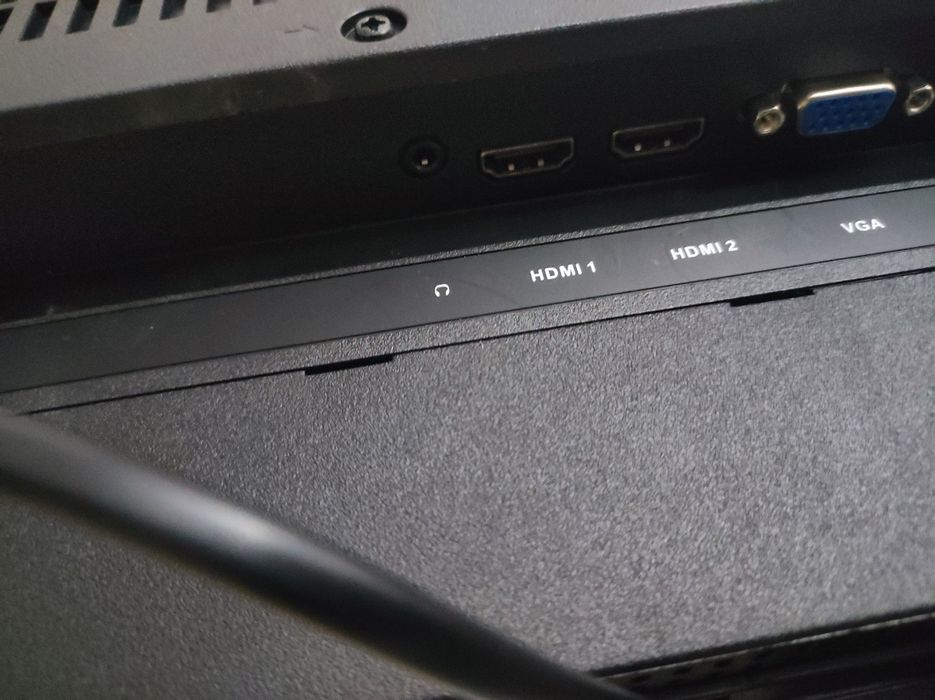 Televisão led impecável