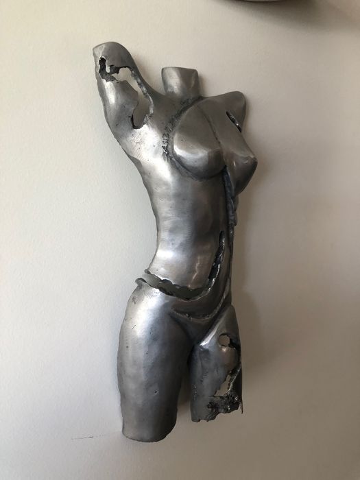 Arte de parede de torso feminino