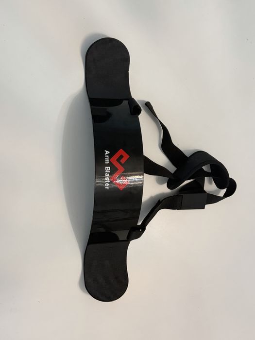 Arm Blaster para treino de bíceps – como novo