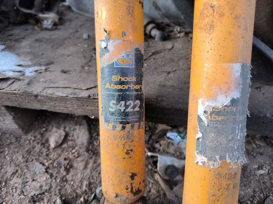 Задние стойки ваз 2108-2109-2114-2115-2110-2111-2112 калина приора