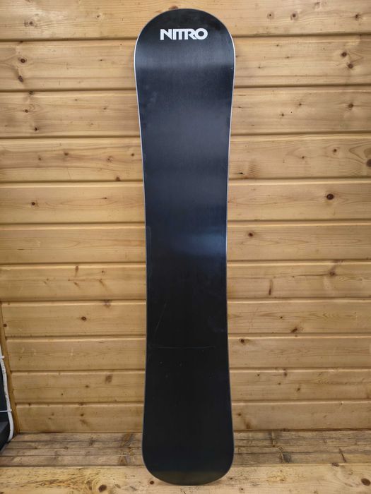 Deska snowboardowa Nitro Mystique 146 cm + wiązania (A73)