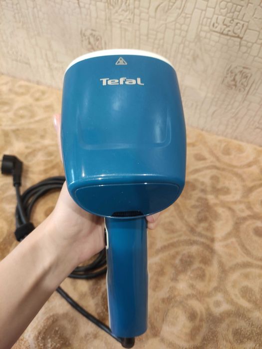 Вертикальный отпариватель ручной Tefal Access Steam