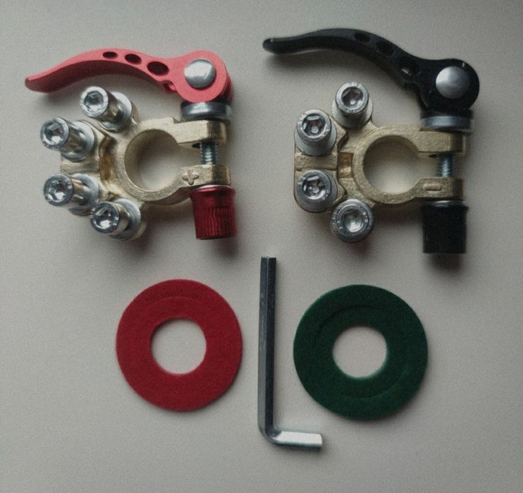 Клеми акумуляторів