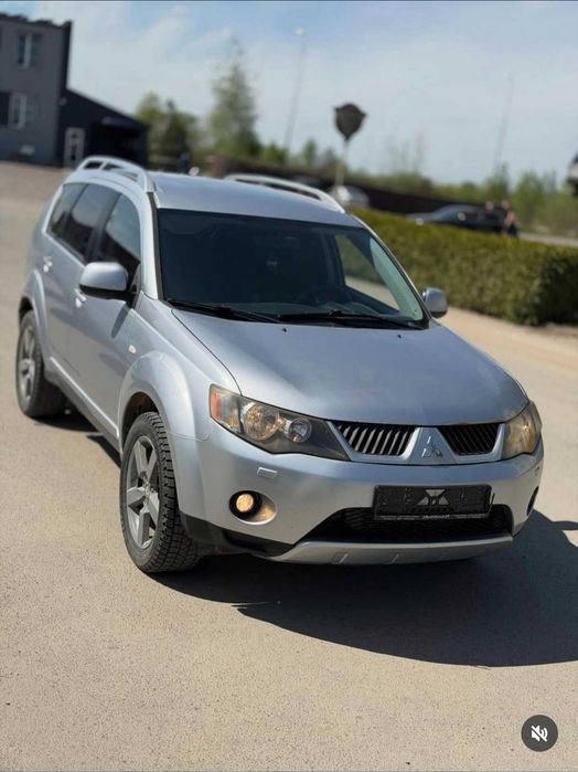 Автомобіль Mitsubishi Outlander 2008 року 2.0 механіка